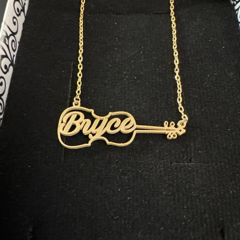 Musical Instrument With Names - Collar de violín personalizado, instrumento de